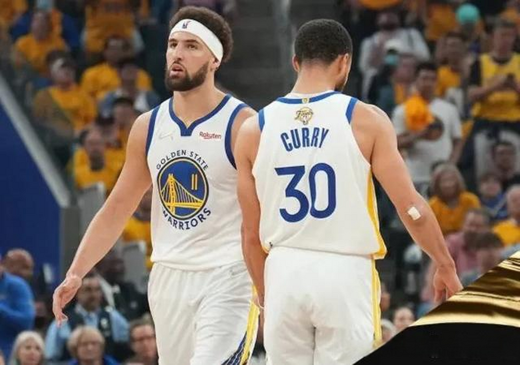 包含NBA总决赛首轮战罢医院VS勇士的词条