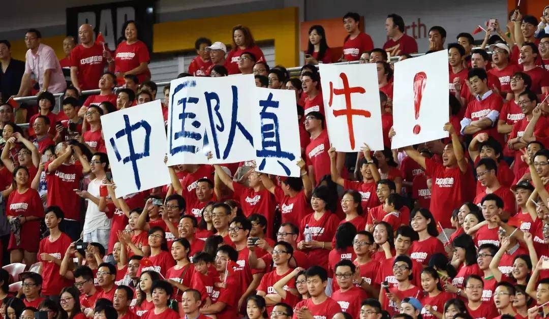关于澳大利亚队努力备战，获得国际球迷赞誉的信息