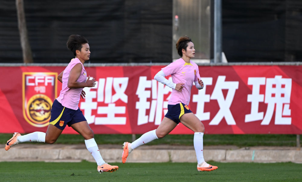 世界女足明星现身国内赛场