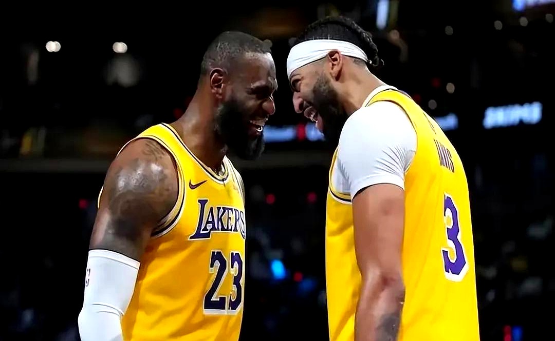 开云官网-NBA赛季：湖人队携手浓眉哥，备战冠军之路的简单介绍