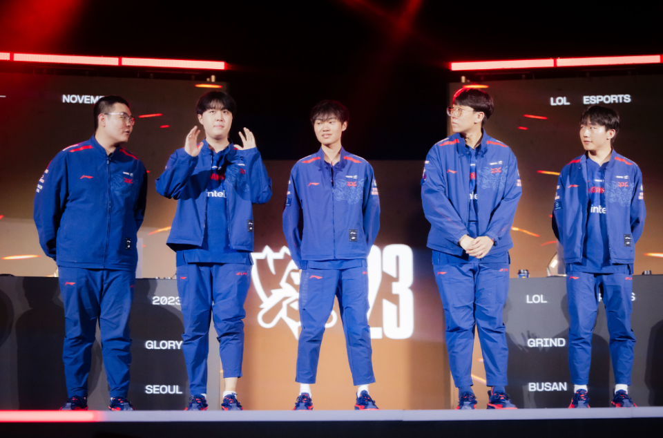 包含TSM轻取BLG，Kanavi开启传奇时刻宿命之战八强赛，锁定晋级资格的词条