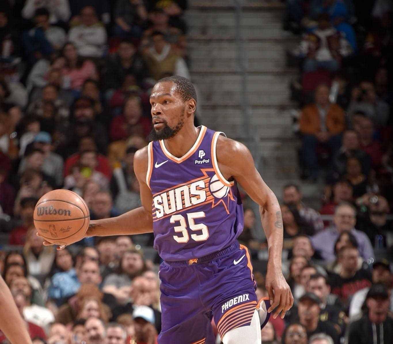 NBA球员在比赛中突破个人记录，获得高分