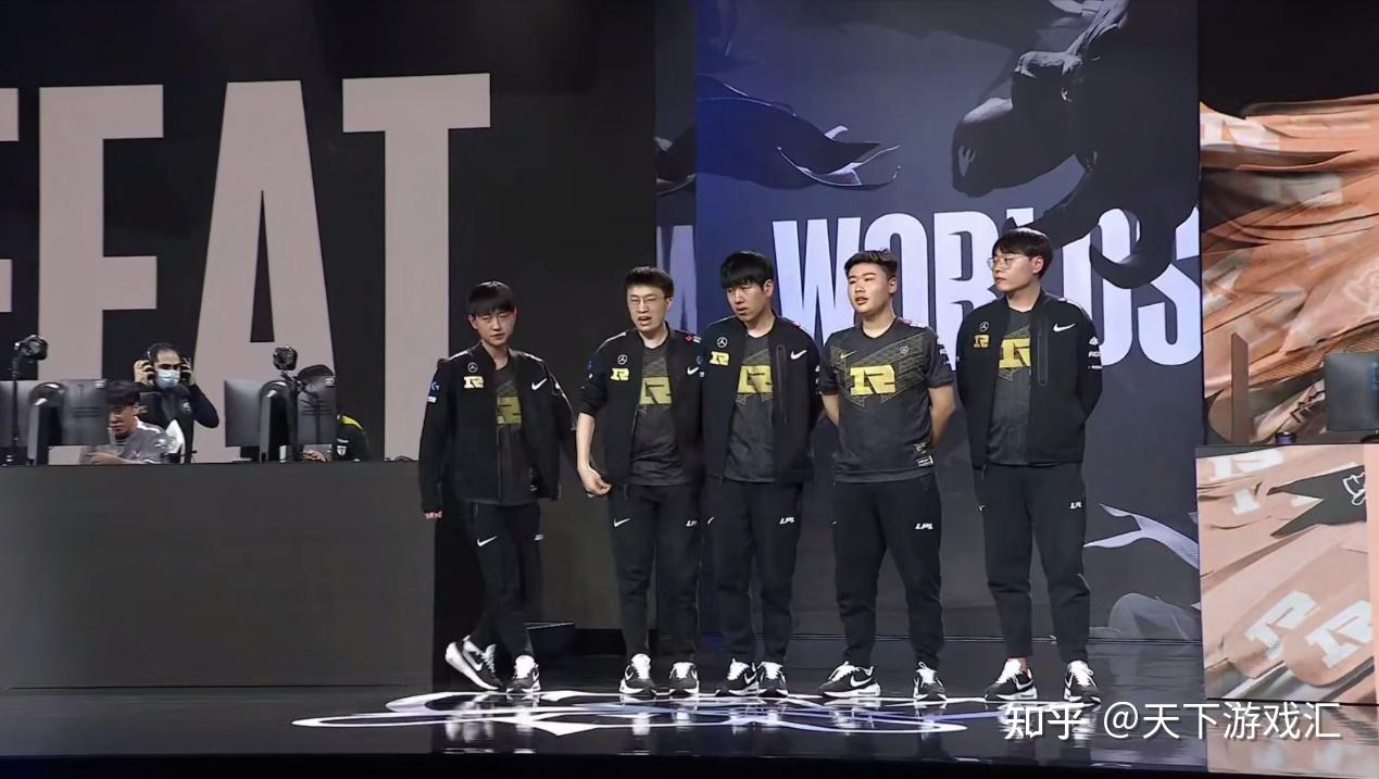 开云平台-TES鏖战RNG，Chovy团战一打五峡谷大战小组赛，成为赛场最大亮点