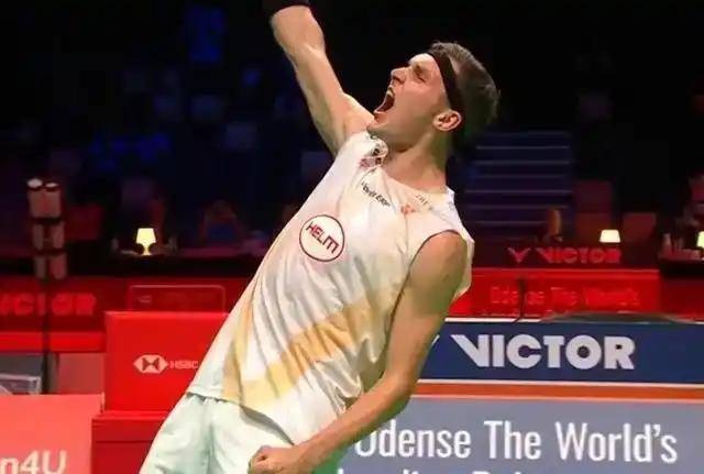 法国队逆转日本队，安赛龙关键制胜