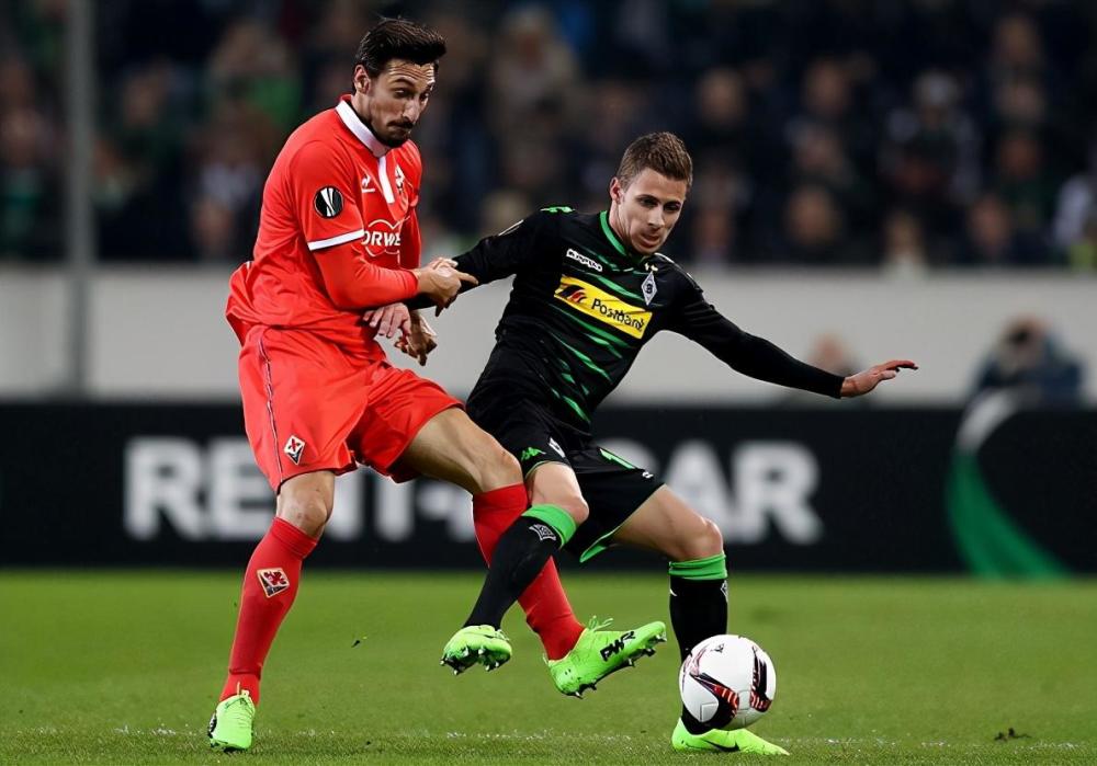 关于瑞典完胜拜仁,阿什拉夫状态火热的信息 关于瑞典完胜拜仁,阿什拉夫状态火热的信息