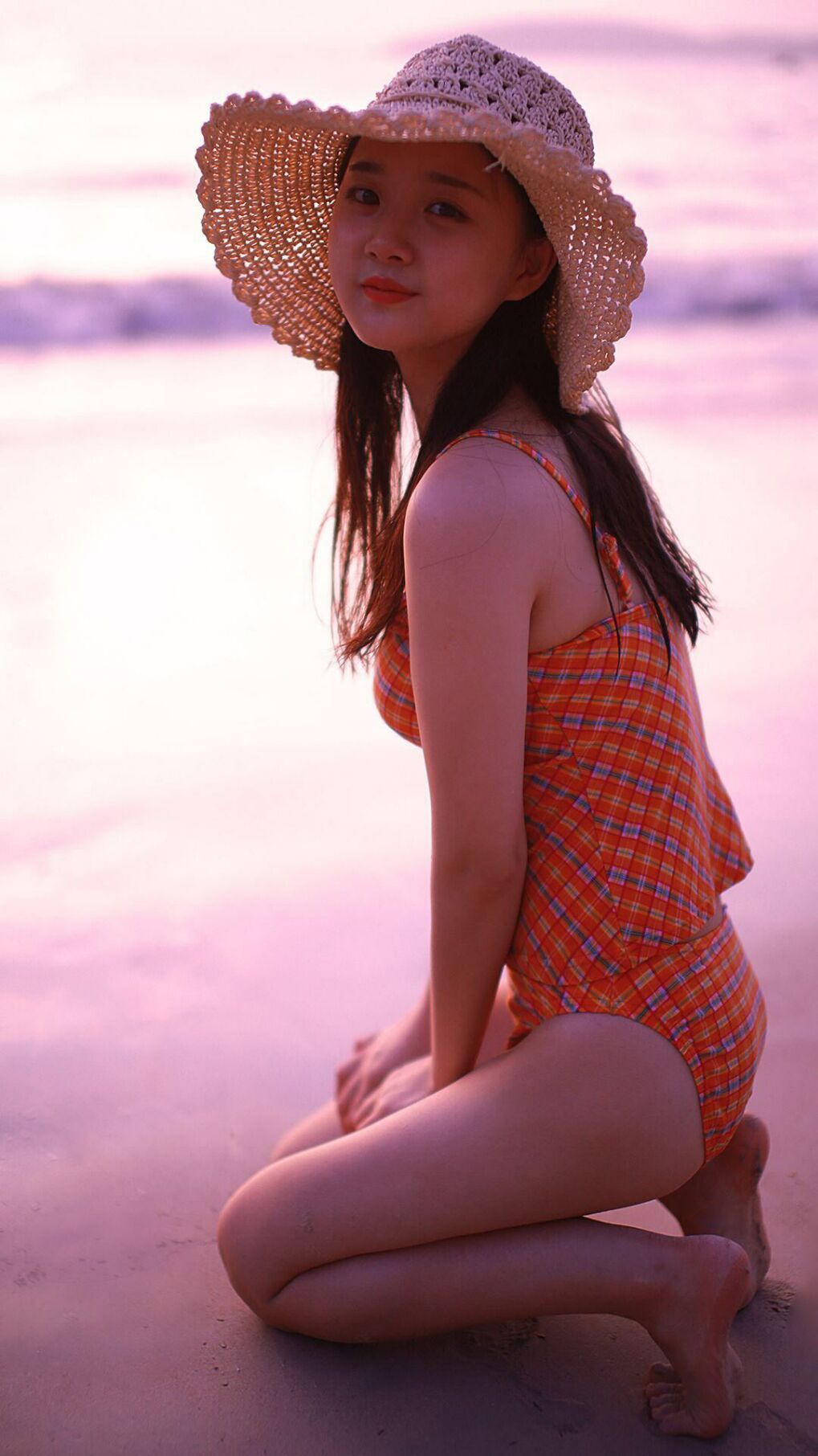 开云体育官网-无声与惊雷，当巴雷拉在马拉多纳球场的阴影中定义比赛