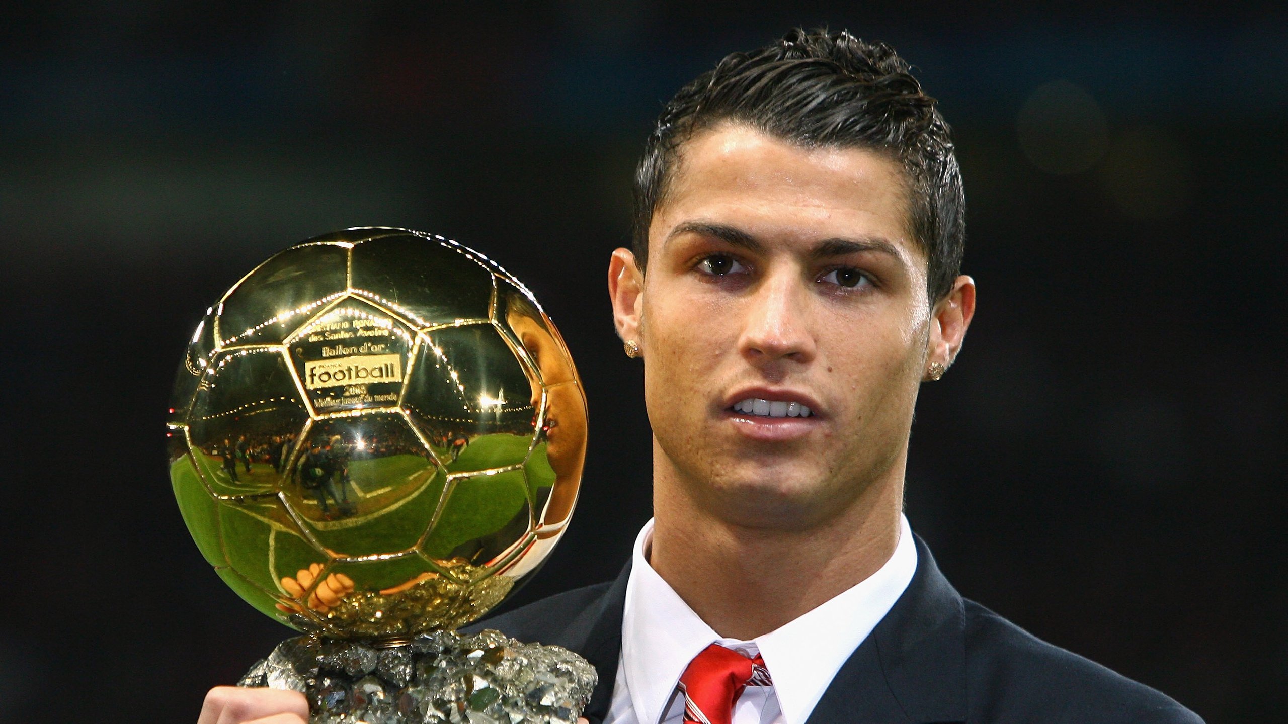 引擎轰鸣,冠军诞生,班凯罗之夜如何定义F1历史