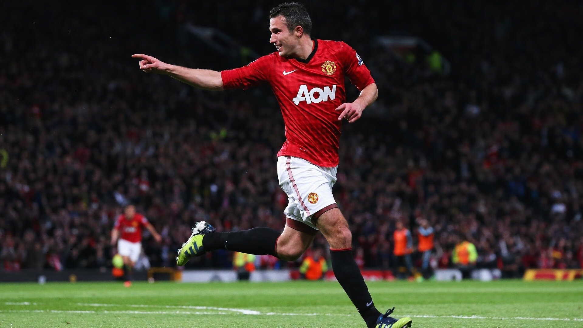 易建联的里程悲，纪录之夜的汗水与孤光